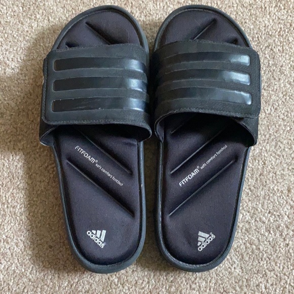 adidas Other - Size 6 boys adidas slides